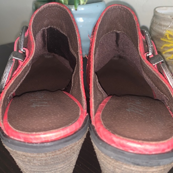 Matisse Red Bloke Leather Mule Women Size 8.5 - Picture 8 of 8
